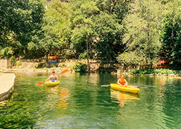 Canoe, Kayak, Paddleboat Rentals at the Heidelberg Lodges on the Comal River